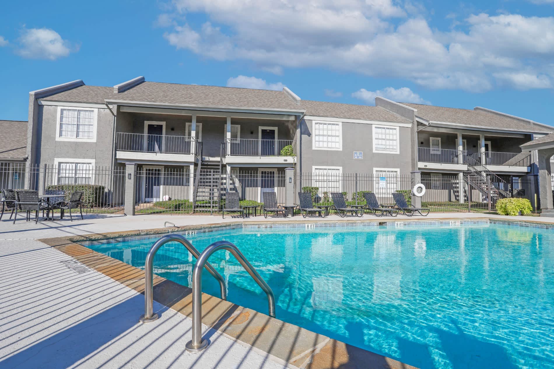 The Oasis | Apartments in Bossier City, LA